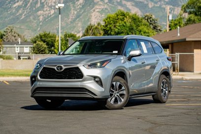 Used 2022 Toyota Highlander XLE