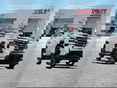 New 2025 Nissan Rogue SV