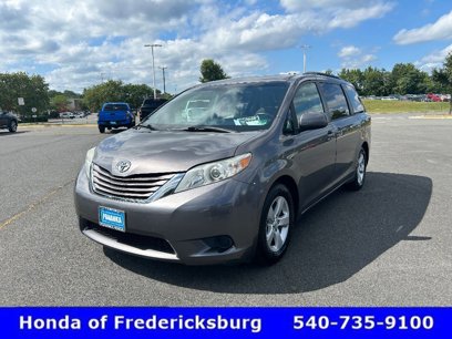 Used 2017 Toyota Sienna LE