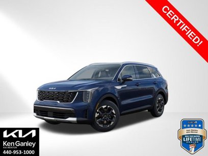 Certified 2025 Kia Sorento S w/ Panoramic Sunroof Package
