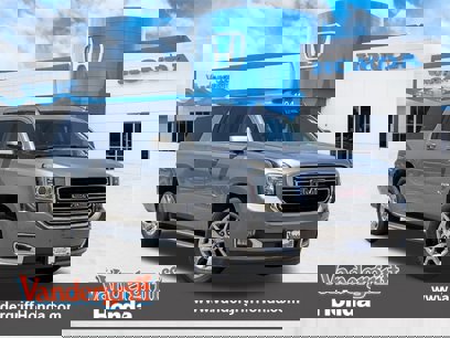 Used 2019 GMC Yukon XL SLT w/ Open Road Package