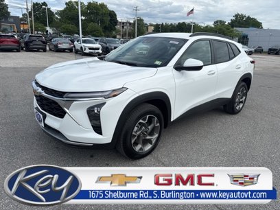 New 2025 Chevrolet Trax LT w/ Driver Confidence Package