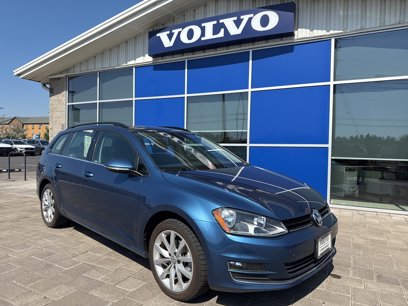Used 2017 Volkswagen Golf SE
