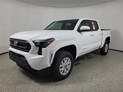 New 2024 Toyota Tacoma SR5