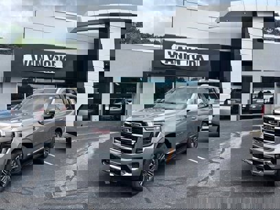 New 2025 GMC Yukon Elevation