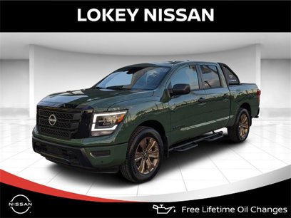 New 2024 Nissan Titan SV w/ SV Bronze Edition Package