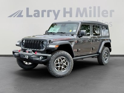 New 2025 Jeep Wrangler Unlimited Rubicon w/ Steel Bumper Group