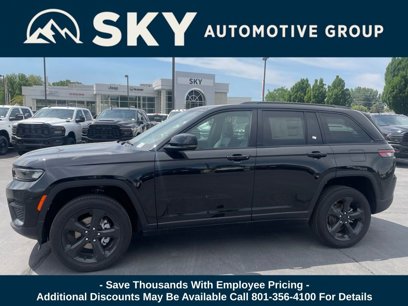 New 2025 Jeep Grand Cherokee Altitude