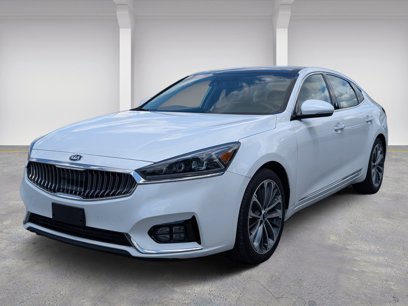 Used 2019 Kia Cadenza Technology