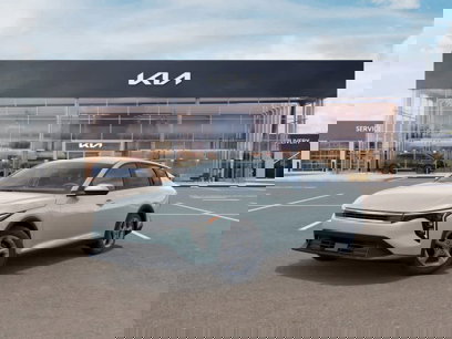 New 2025 Kia K4 LXS