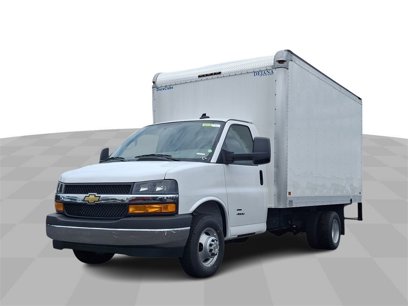 New 2024 Chevrolet Express 4500 w/ Power Convenience Package