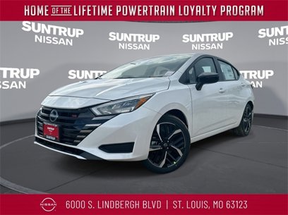 New 2025 Nissan Versa SR w/ Trunk Package