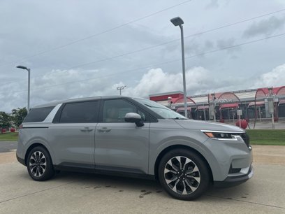 Used 2024 Kia Carnival EX