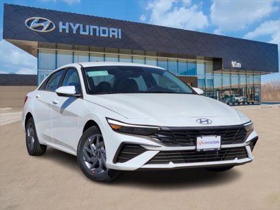 New 2025 Hyundai Elantra Blue