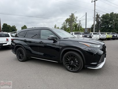 Used 2024 Toyota Highlander XSE