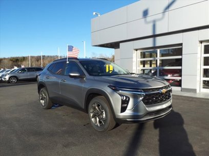 New 2025 Chevrolet Trax LT w/ Driver Confidence Package