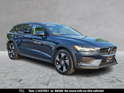 Used 2020 Volvo V60 T5 Cross Country