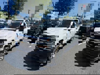 Used 2018 Chevrolet Silverado 1500 W/T w/ Trailering Package