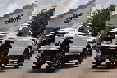 Used 2024 Chevrolet Colorado ZR2 w/ Technology Package