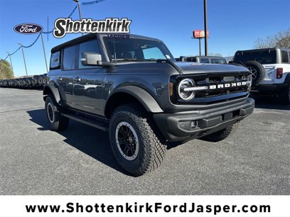 New 2024 Ford Bronco Outer Banks w/ Sasquatch Package
