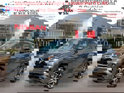 Used 2023 Toyota Highlander XLE
