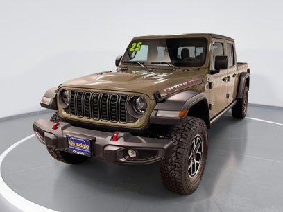 New 2025 Jeep Gladiator Rubicon w/ Technology Group
