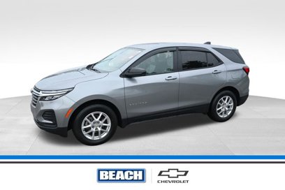 Used 2024 Chevrolet Equinox LS w/ LS Convenience Package