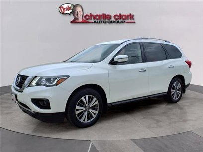 Used 2020 Nissan Pathfinder SV