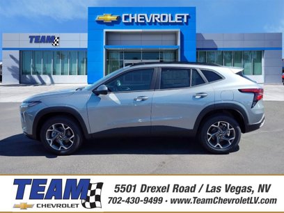 New 2025 Chevrolet Trax LT w/ Driver Confidence Package