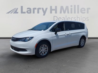 New 2025 Chrysler Voyager LX