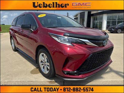 Used 2022 Toyota Sienna XSE