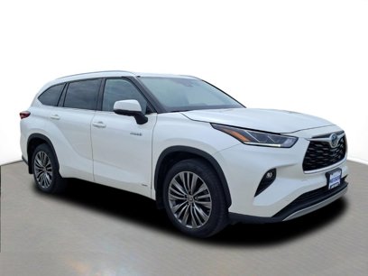 Used 2021 Toyota Highlander Platinum