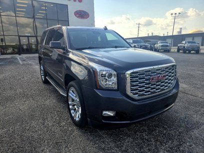 Used 2018 GMC Yukon SLT w/ Premium Edition