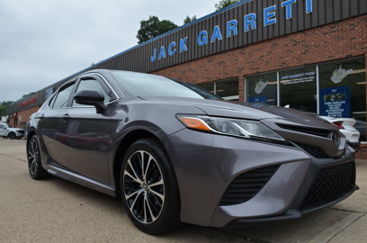 Used 2020 Toyota Camry SE