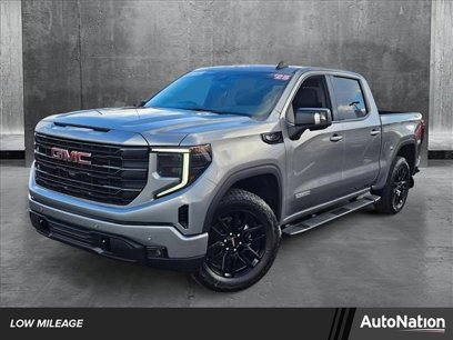 Used 2025 GMC Sierra 1500 Elevation w/ Elevation Premium Package