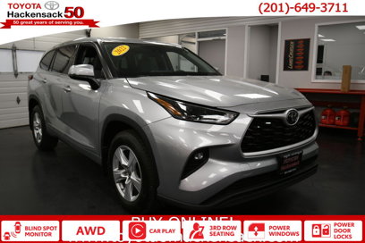 Certified 2022 Toyota Highlander LE