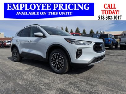 New 2025 Ford Escape SE