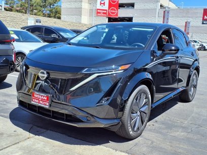 New 2025 Nissan Ariya AWD