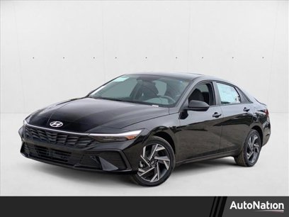 New 2025 Hyundai Elantra SEL