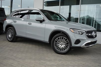 New 2025 Mercedes-Benz GLC 300