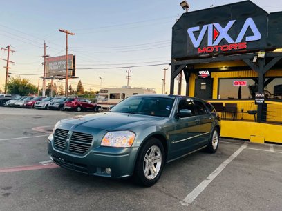 Used 2005 Dodge Magnum R/T w/ Convenience Group II