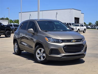 Used 2021 Chevrolet Trax LS w/ Tint and Cruise Package