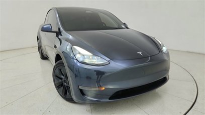 Used 2025 Tesla Model Y Long Range