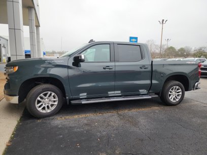 Used 2025 Chevrolet Silverado 1500 LT w/ Leather Package