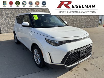 Used 2023 Kia Soul LX w/ Option Group 015