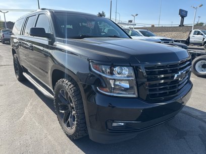 Used 2018 Chevrolet Suburban LT w/ Luxury Package