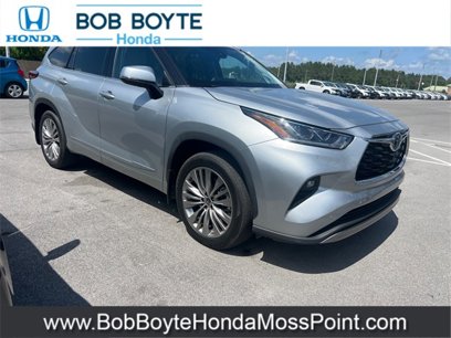 Used 2022 Toyota Highlander Platinum