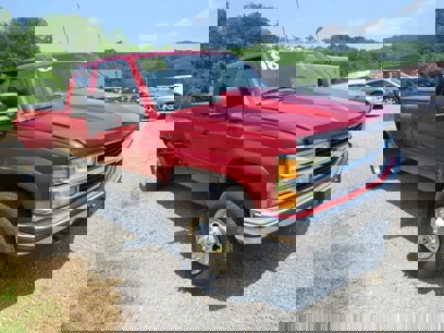 Used 1998 Chevrolet Silverado 3500 4x4 Extended Cab w/ Preferred Equipment Group 2