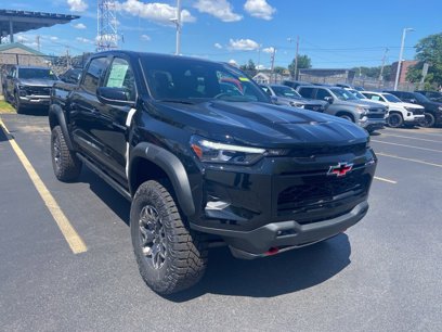 New 2025 Chevrolet Colorado ZR2 w/ Technology Package