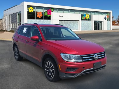 Used 2019 Volkswagen Tiguan SE w/ Panoramic Sunroof Package